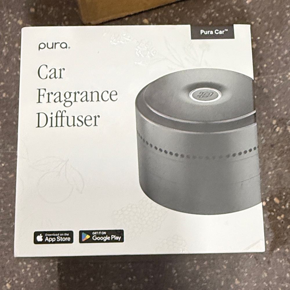 Pura Car Fragrance Diffuser in Black